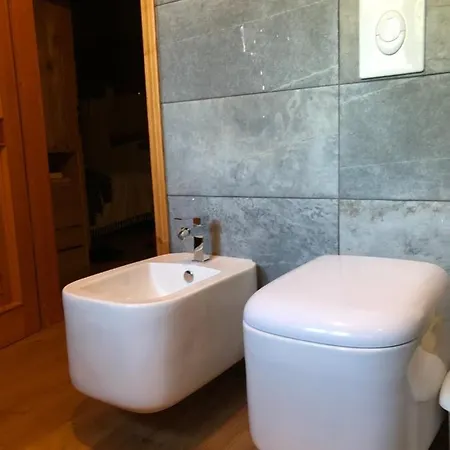 Leonard House In The Wood Chalet