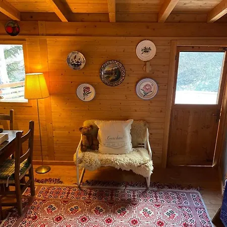 Chalet Leonard House In The Wood *